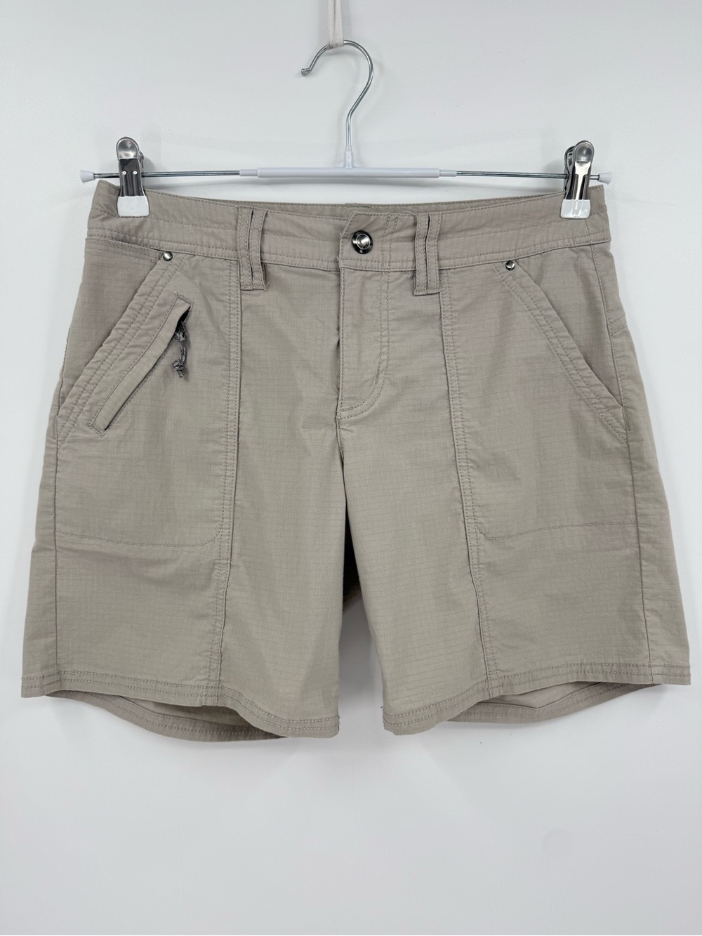 Title Nine Big B Shorts Ripstop Outdoor Hiking 7" in Stone Size 6